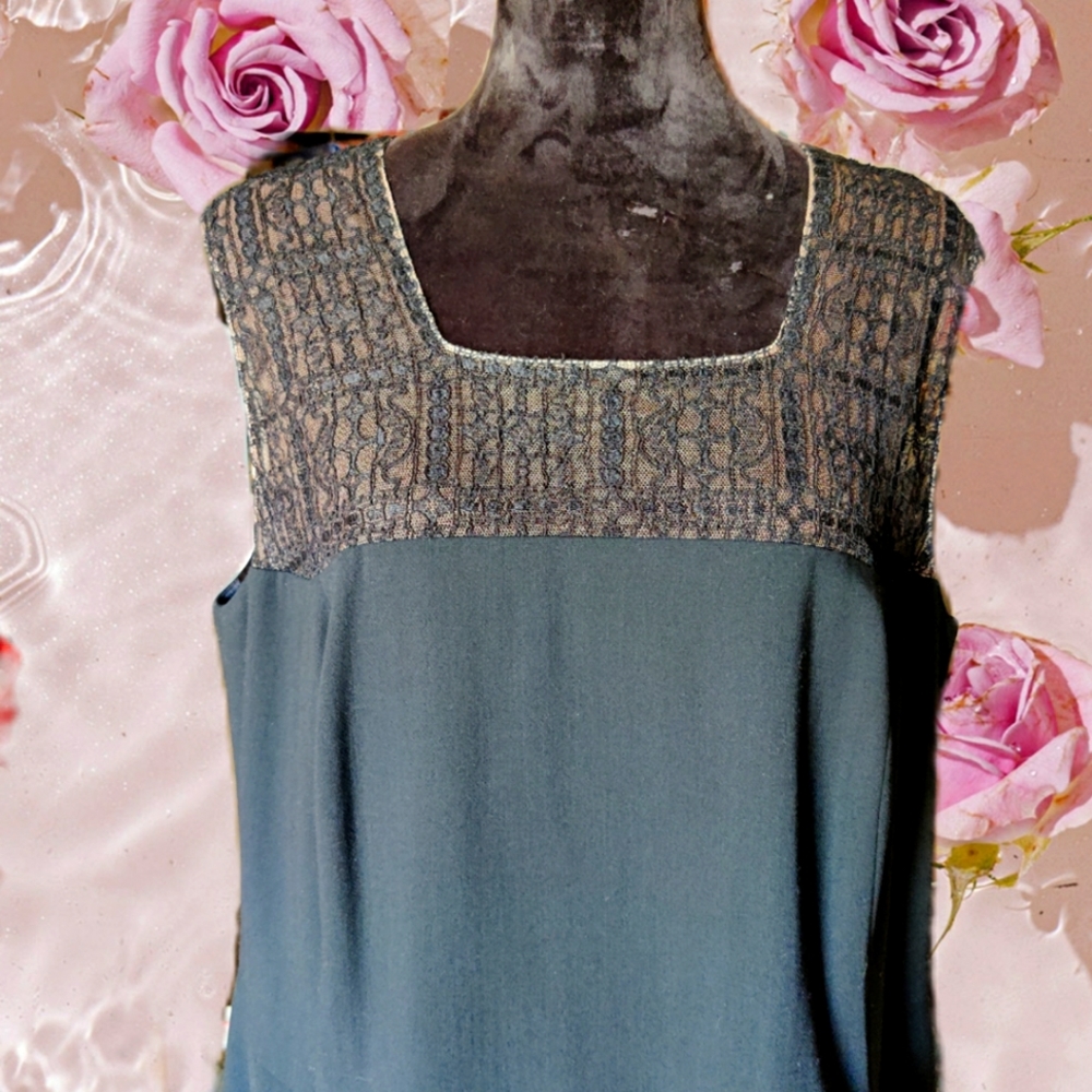 AKRIS B. Goodman 🖤  lace panel evening midi dress - Picture 3 of 9